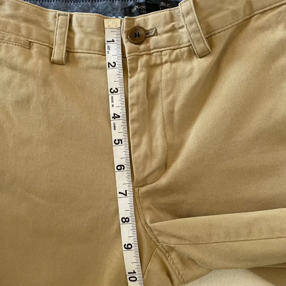 Banana Republic Men's Aiden Short Size 29 Chino Rustic Khaki Cotton Flat Front